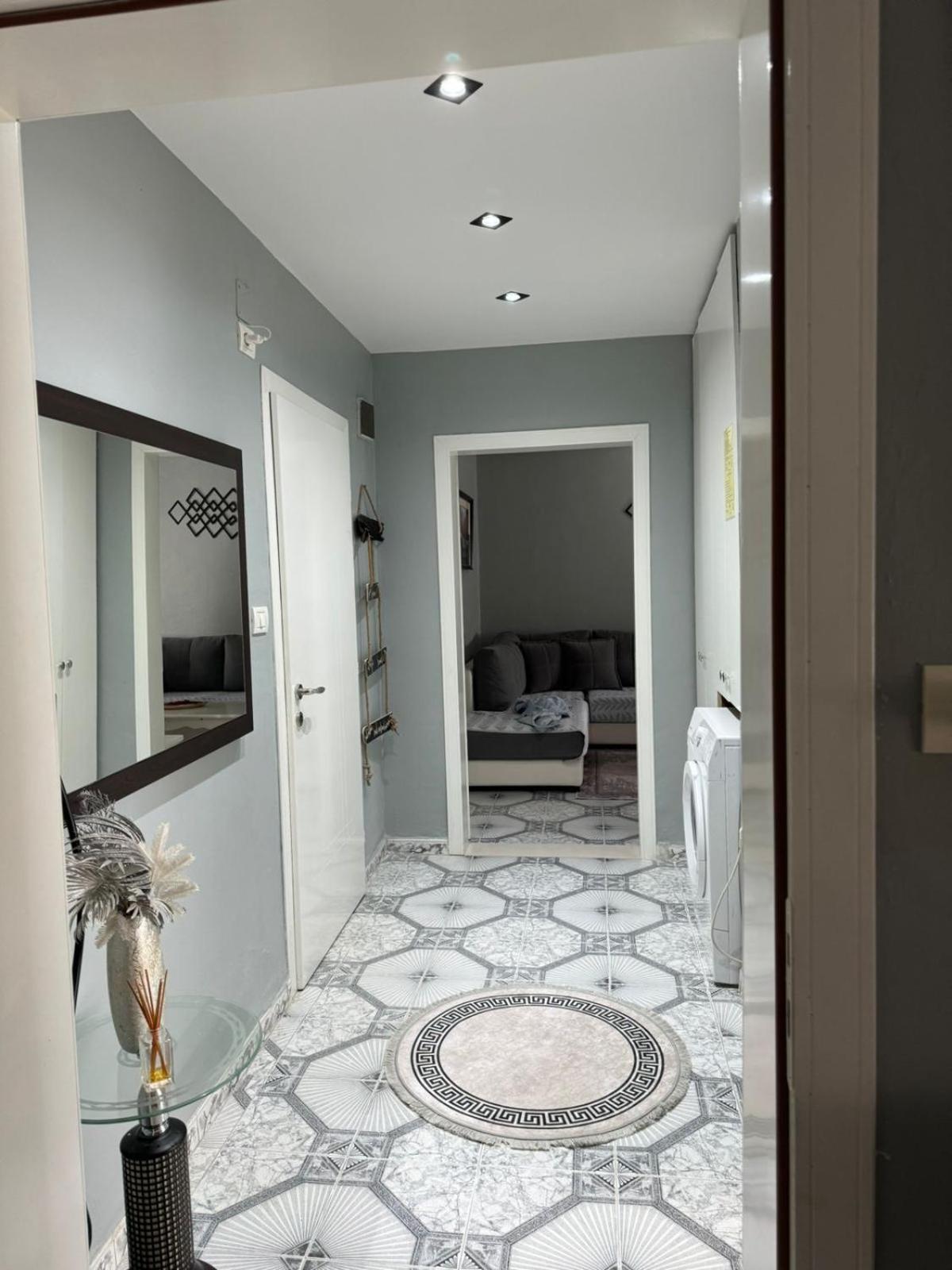 Temali Apartment Shkoder Exterior photo